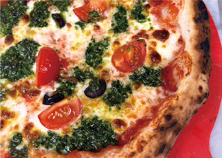 4種チーズの蕎麦の実ピザ