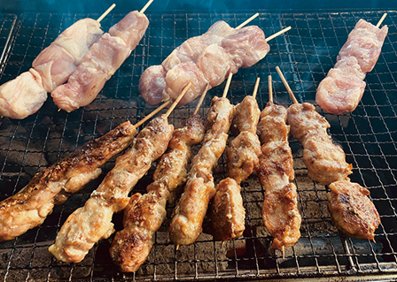 中札内田舎どり使用　鶏もも串